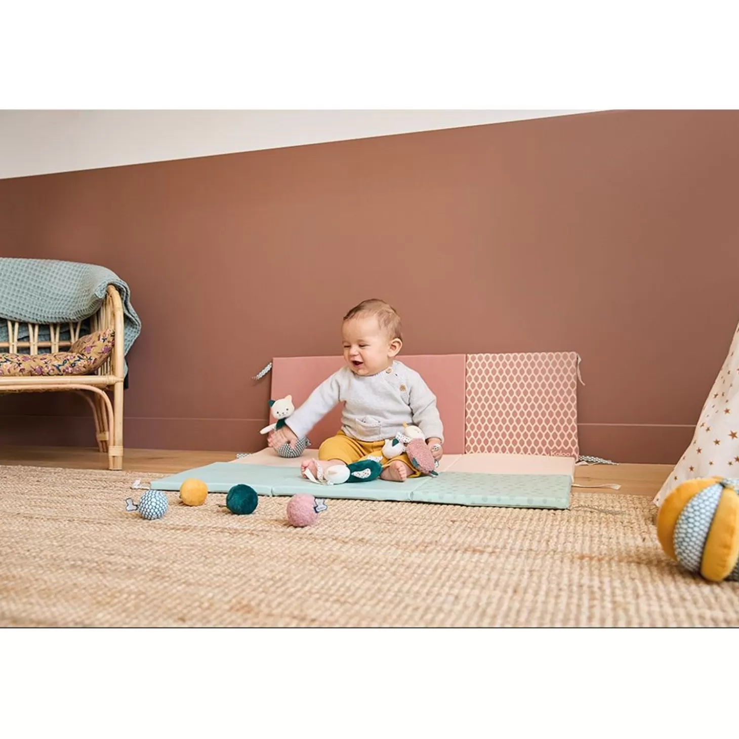 Kaloo Sensory Soft Balls Set For Baby (5 Pieces)